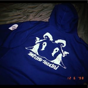 Fuckingawesome 2017 two girls two guns hoodie.